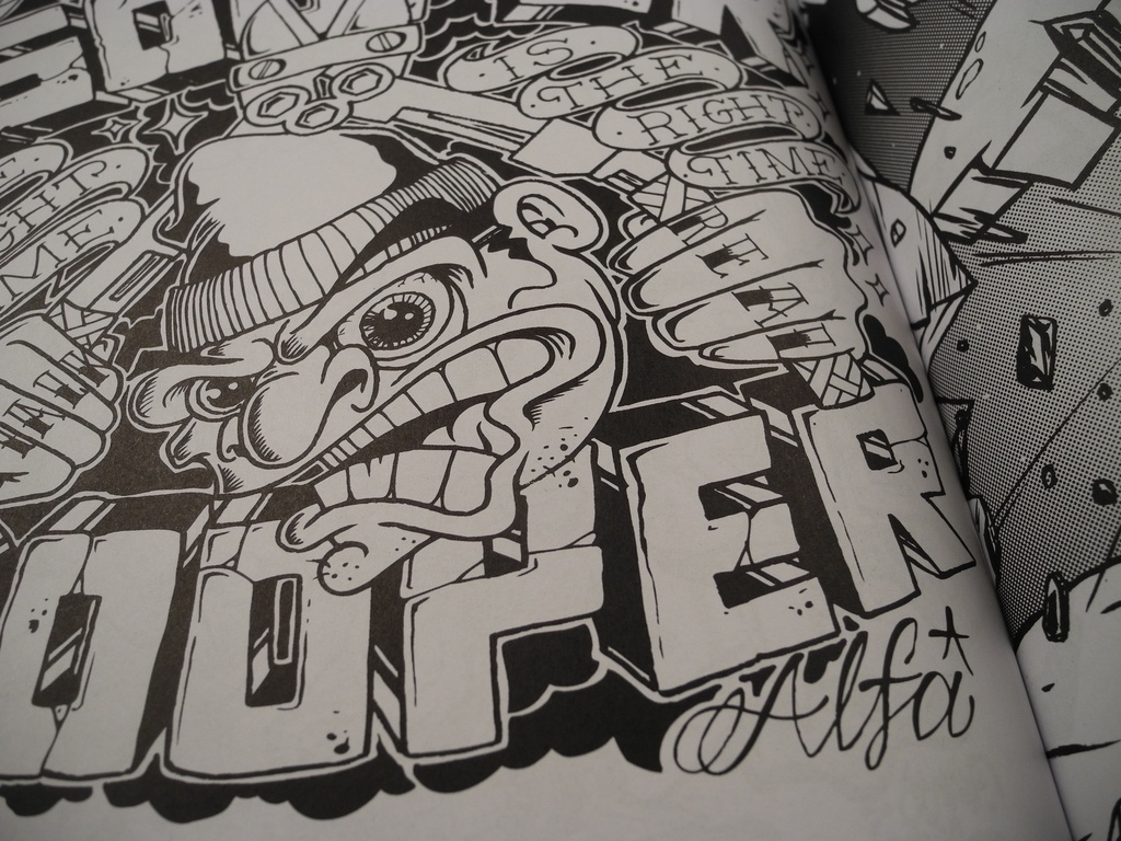 Graffiti Coloring Book 3: International Styles