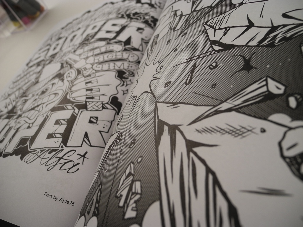 Graffiti Coloring Book 3: International Styles
